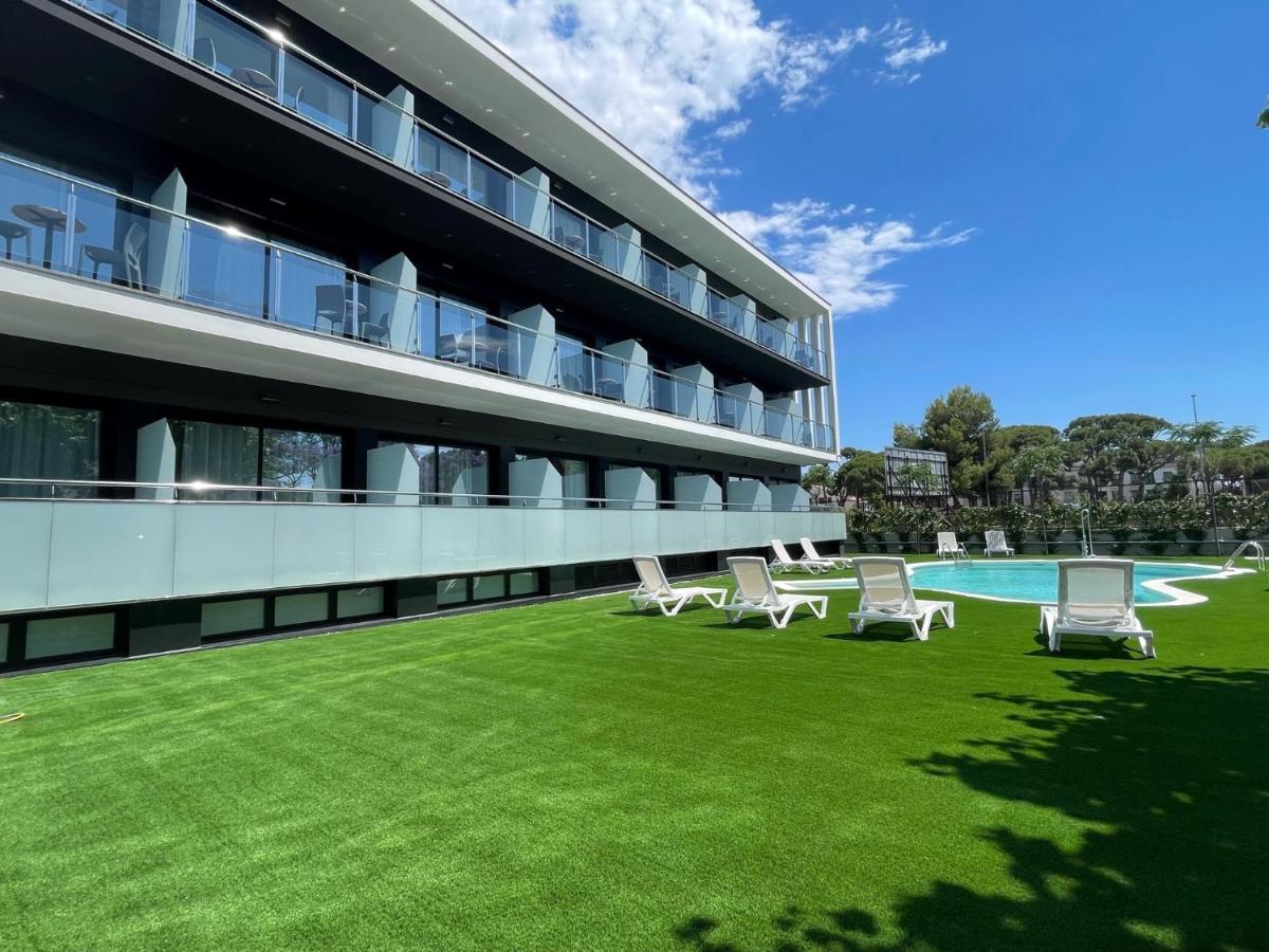 Hotel C31 Castelldefels Exterior foto